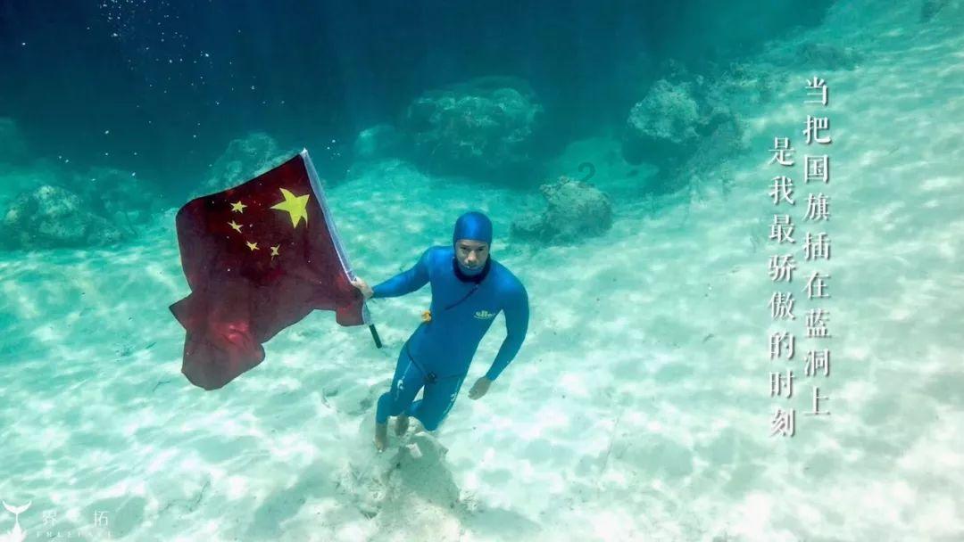 逃出昏暗的地下室
